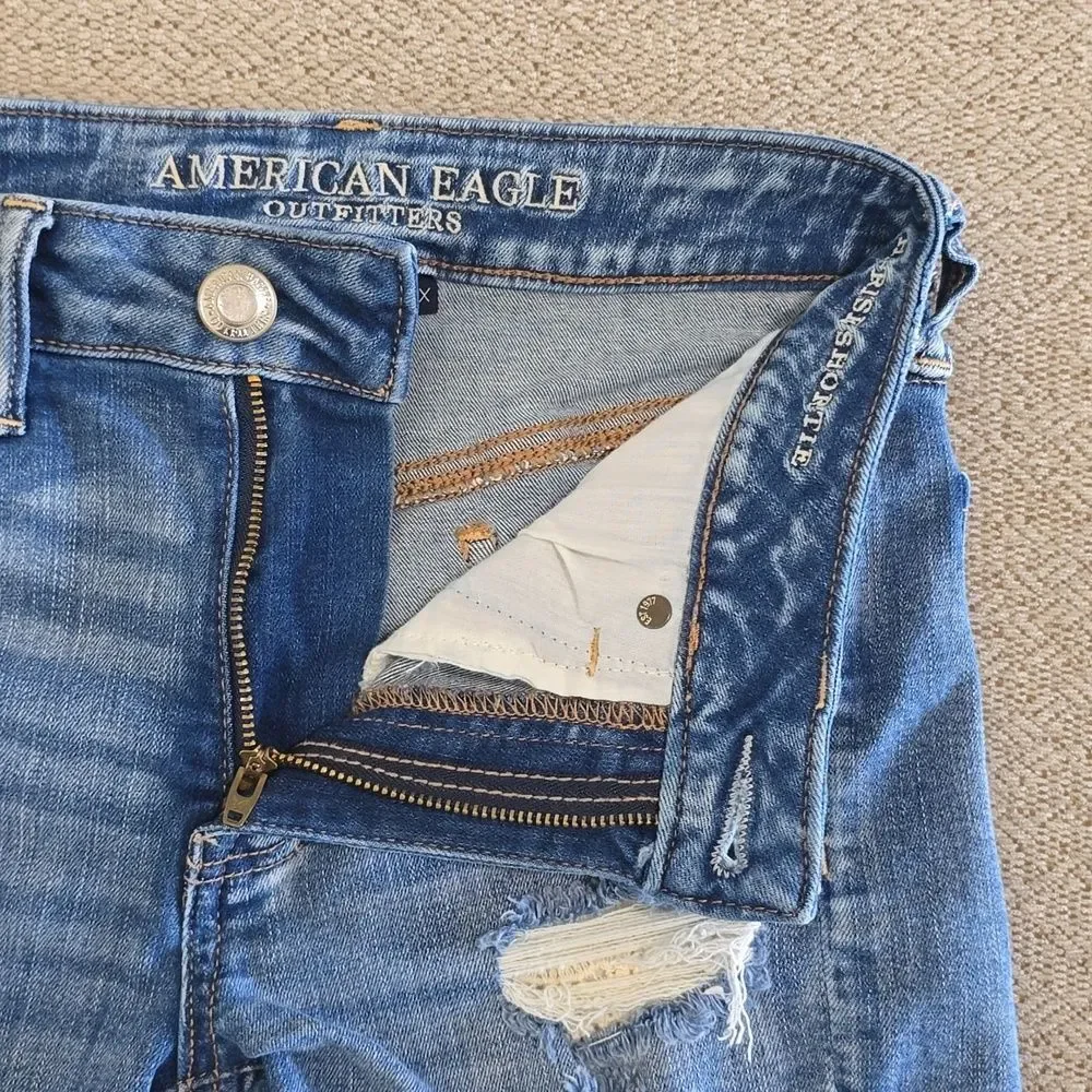 American Eagle Distressed Crochet Pocket High Rise Stretch Jean Shorts - Size 2